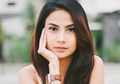 Vanessa Angel Pamer Udel Pakai Kaos Oblong, Netizen Dibuat Salah Fokus Karena Bentuk Perutnya