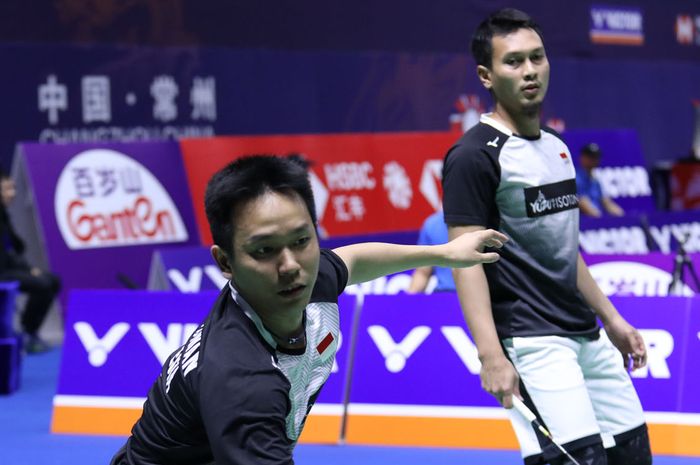 Aksi ganda putra Indonesia, Mohammad Ahsan/Hendra Setiawan, pada babak 16 besar China Open 2019, Kamis (19/9/2019)