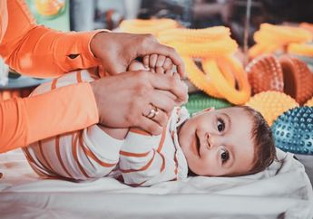 Rangkaian Nama Bayi Laki-laki islami lahir di bulan Januari Lengkap dengan Arti