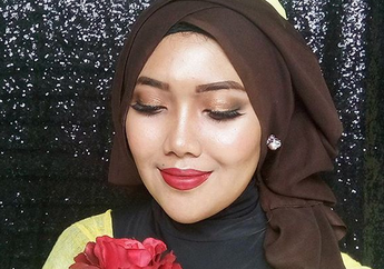 10 Inspirasi Outfit Halloween untuk Hijabers yang Seru untuk Dicoba!