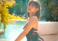 Lipatan Ketiak Marion Jola Sukses Bikin Salfok Saat Pamer Foto Seksi Pakai Halter Neck Top di Mobil Mewah, Berlipat Kayak Lapis Legit?