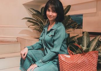 Tak Mempan Dicibir Sering Umbar Aurat, Vanessa Angel Cuek Tampil Seksi Pakai Jumpsuit Cleavage Belahan Dada Rendah