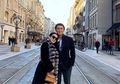 Santer Kabar Kehamilan Syahrini, Reino Barack Tertangkap Kamera Saat Elus Perut Sang Istri