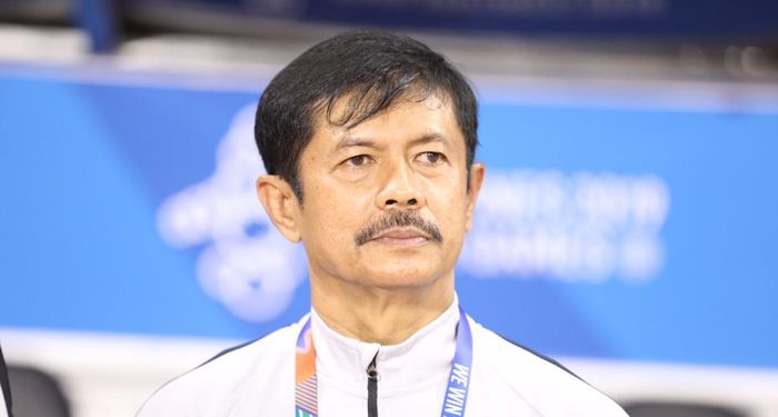 Pelatih timnas U-22 Indonesia, Indra Sjafri, saat laga melawan Vietnam di SEA Games 2019