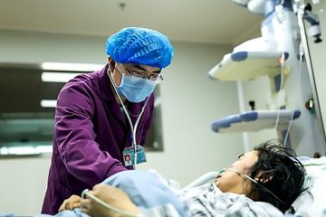 Jus Buah Disuntikkan ke Tubuh Membuat Wanita Ini  Mengalami Kerusakan Organ Dalam