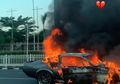 Inalillahi, Kabar Buruk! Aurel Hermansyah Menangis Kalau Tahu Ini! Mobil Mewah Ford Mustang Diduga Milik Atta Halilintar Terbakar, Netizen Khawatirkan Kondisi Menantu Anang Hermansyah