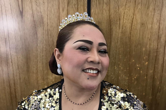 Dalam pemeriksaan, diketahui bahwa Nunung sudah menggunakan sabu sejak lima bulan lalu dengan alasan untuk meningkatkan stamina.