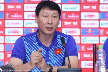 Kim Sang-sik Sesumbar Lampaui Park Hang-seo dan Shin Tae-yong Jadi Pelatih Korea Terhebat di ASEAN - Semua Halaman - Superball | Arenanews-1