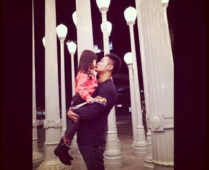 Raymond bersama putri kecilnya