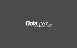Ciro Alves melakukan selebrasi seusai mencetak gol dalam laga pekan pertama Liga 1 2024 antara Persib Bandung versus PSBS Biak di Stadion Si Jalak Harupat, Bandung, Jawa Barat, Jumat (9/8/2024).